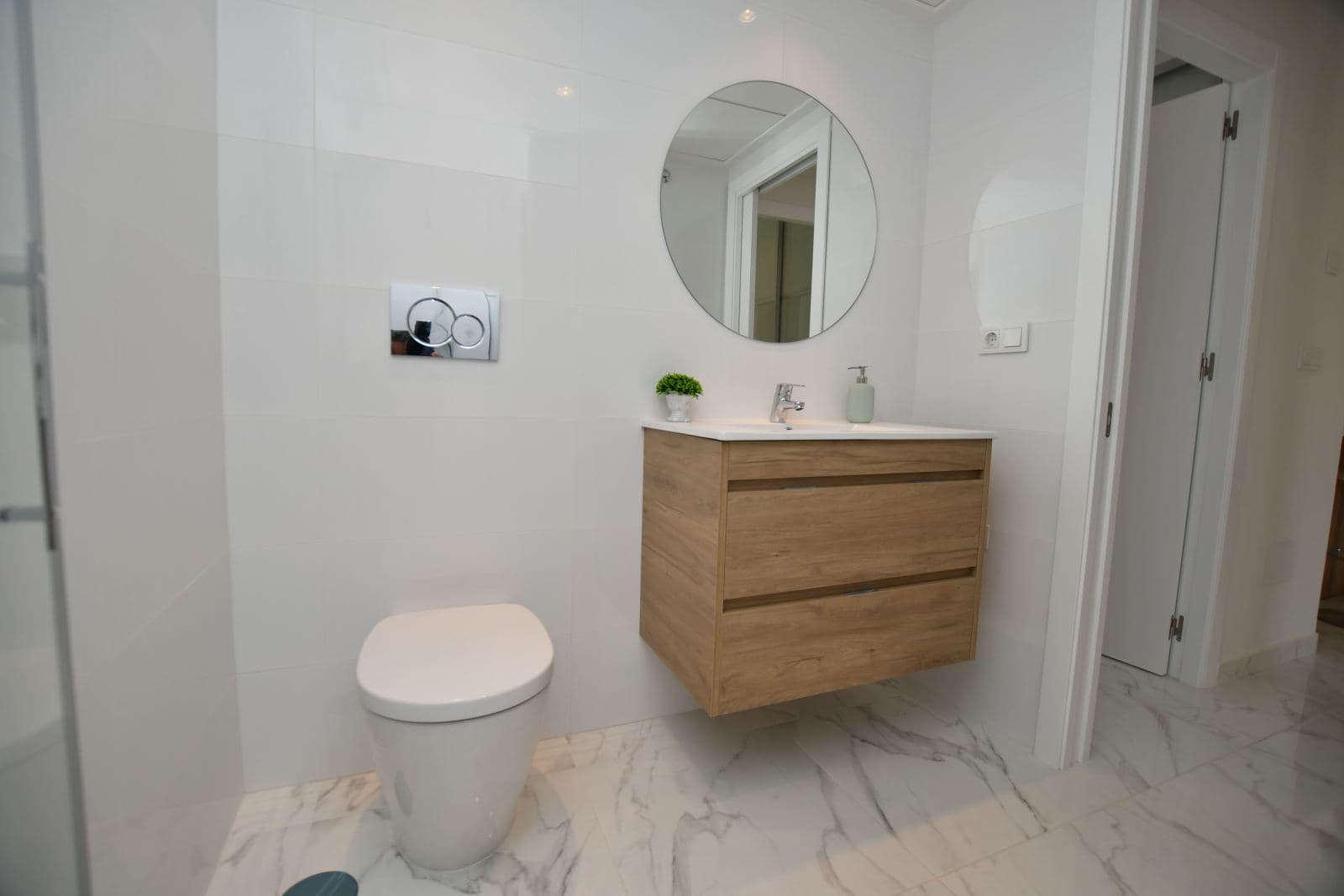Bungalow na piętrze 2 sypialnia w San Miguel de Salinas 7