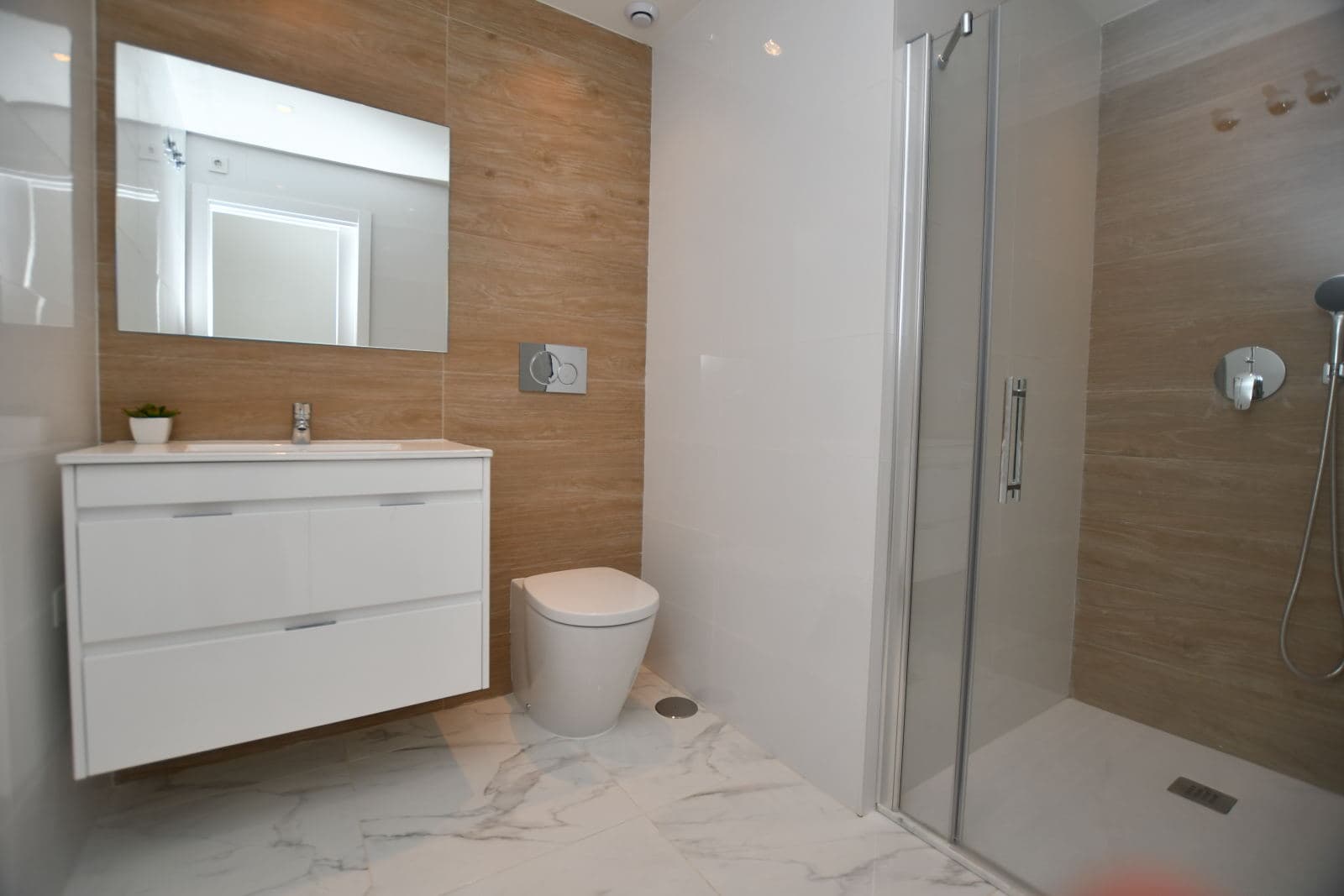 Bungalow na piętrze 2 sypialnia w San Miguel de Salinas 9