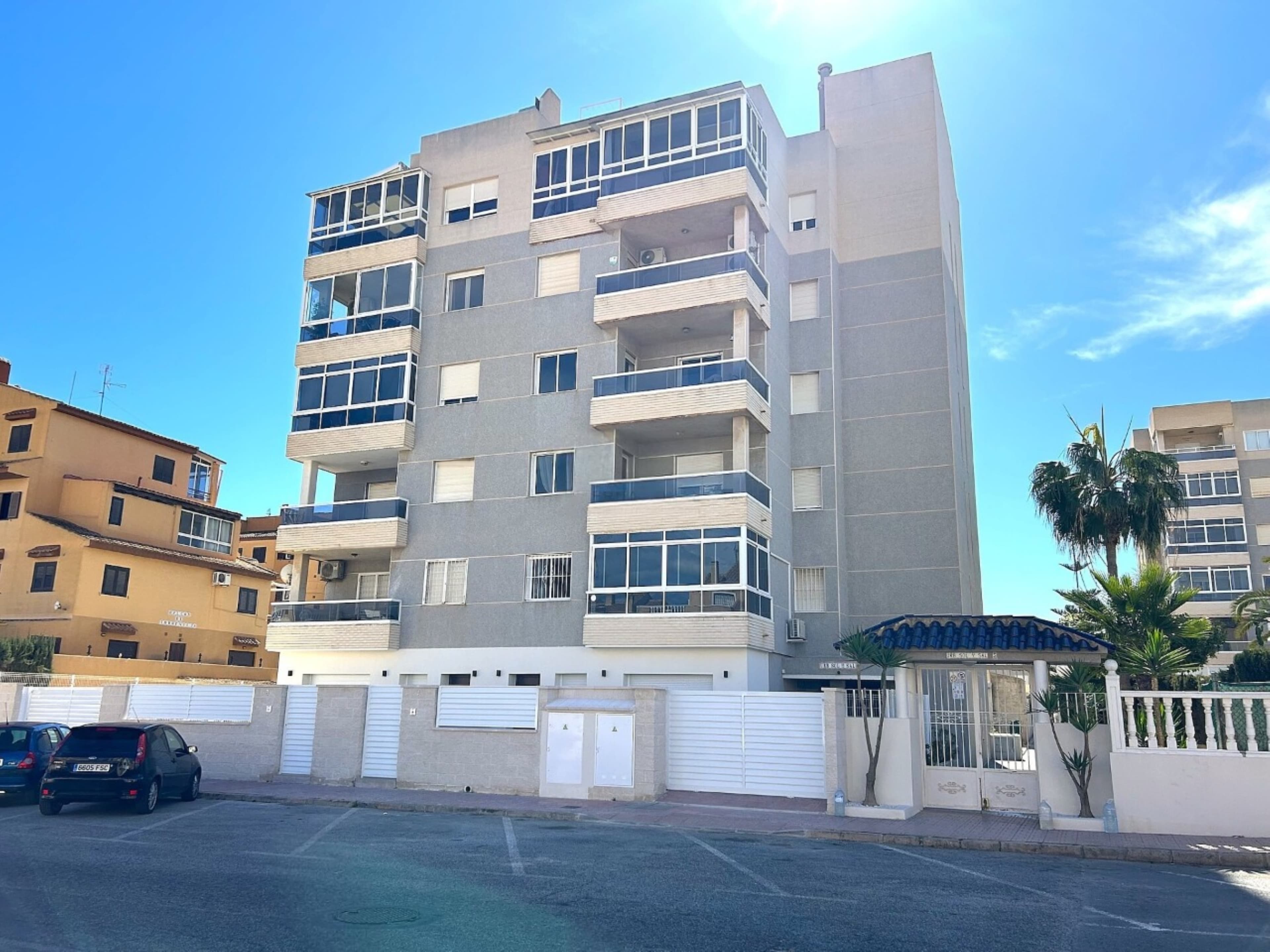 2 Lägenhet i markplan i Torrevieja