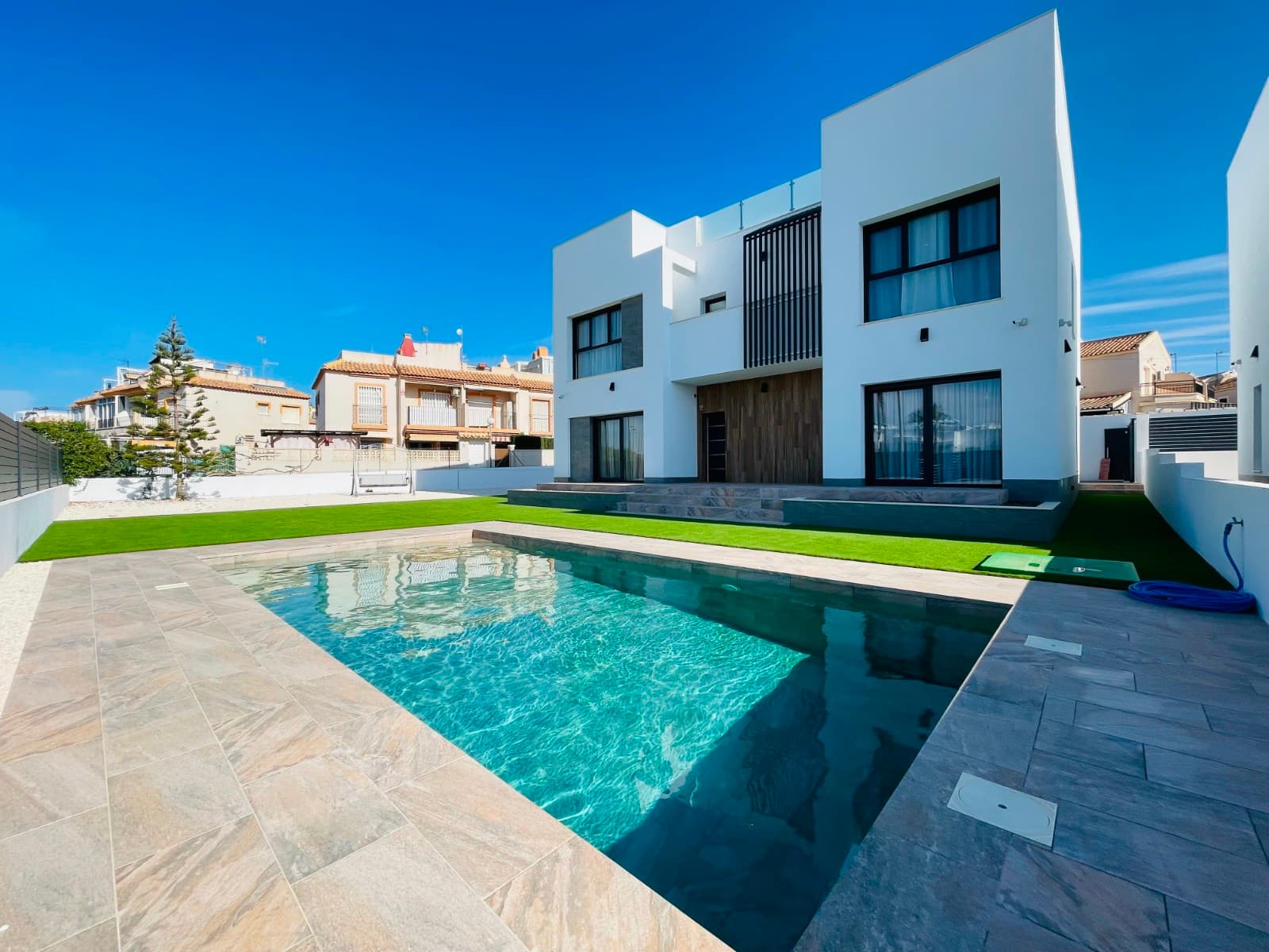 2 Freistehendes Haus in Torrevieja