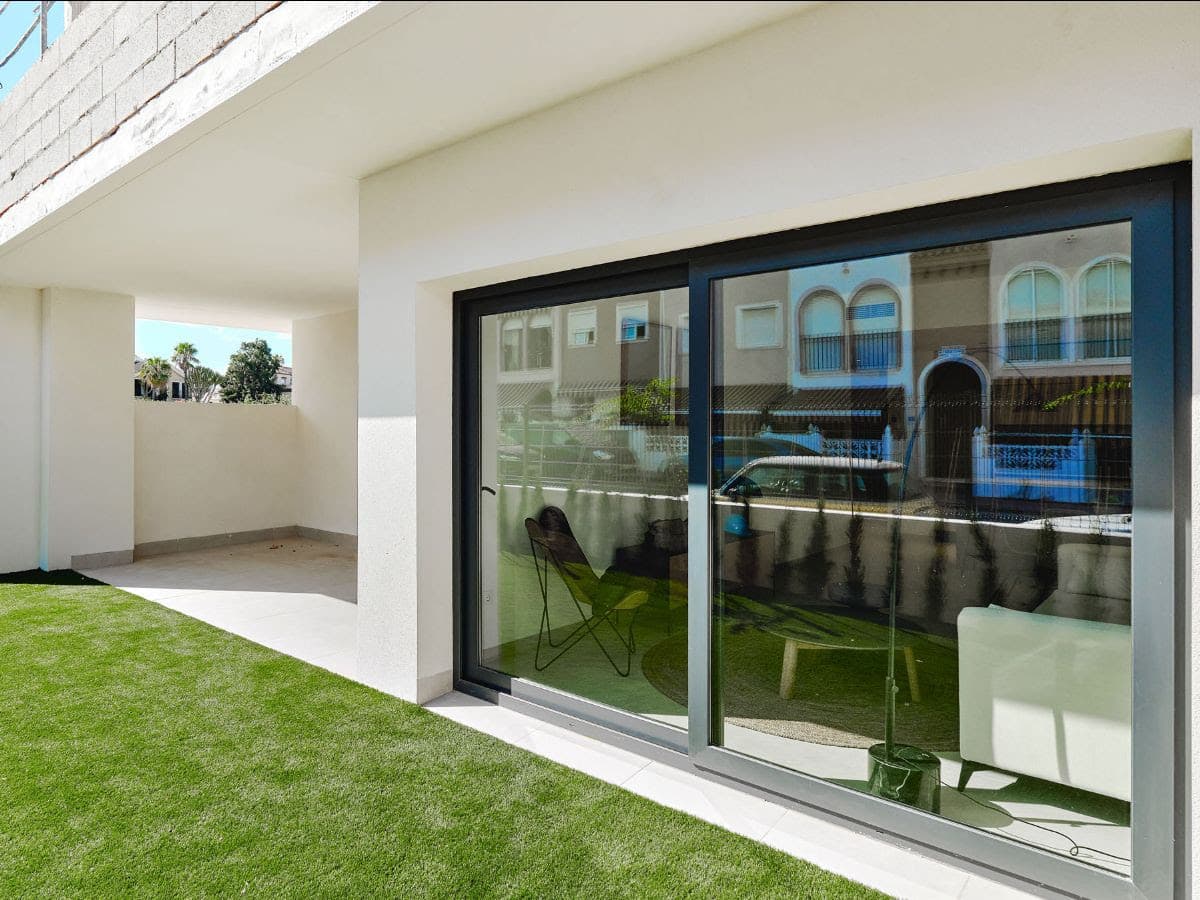 Bungalow på övre plan i Torrevieja