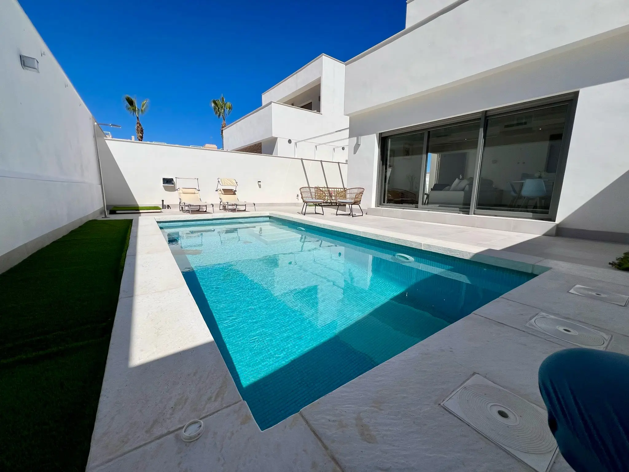 Frittliggende villa 3 rom i Villamartin 9