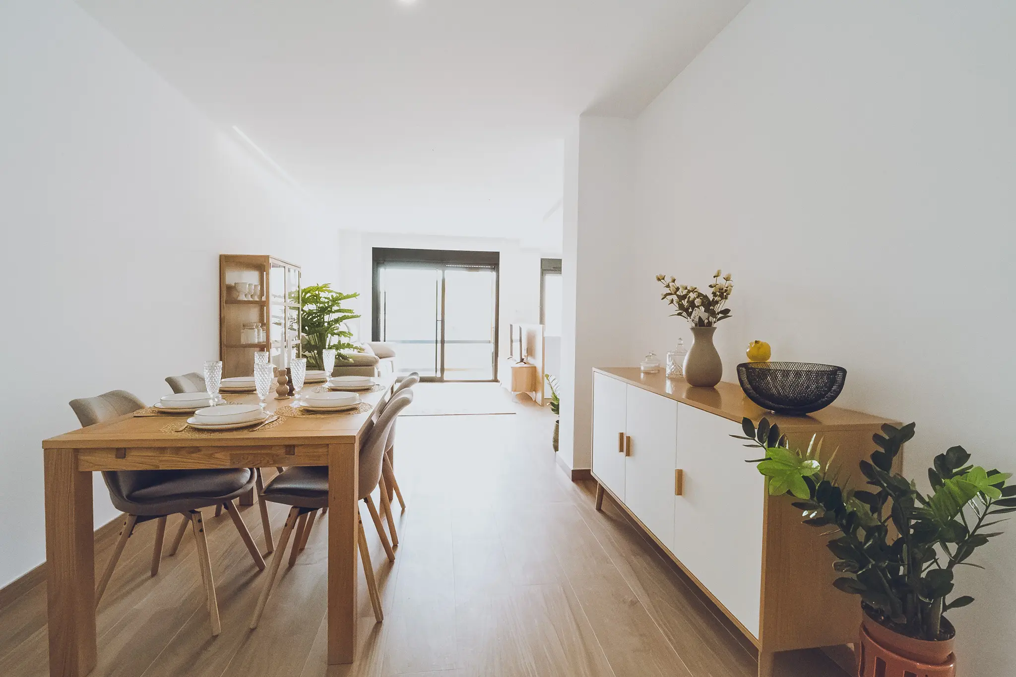 Apartament 3 sypialnia w Redován 7