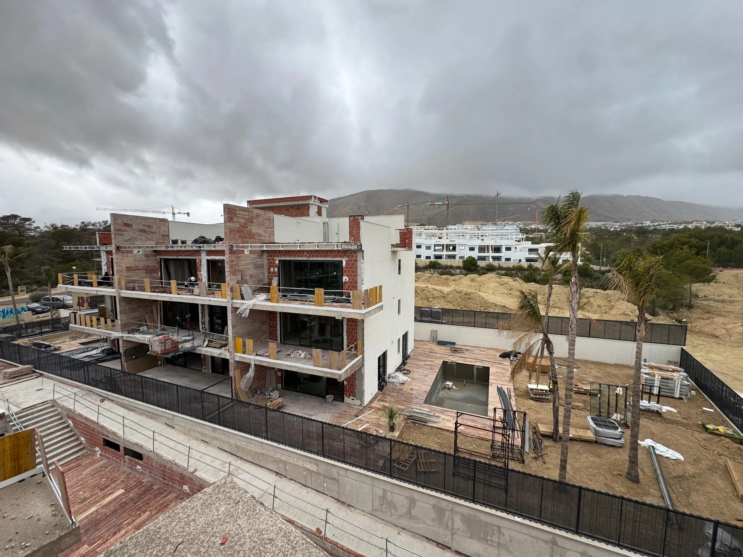 Penthouse 2 Zi. in Finestrat 4