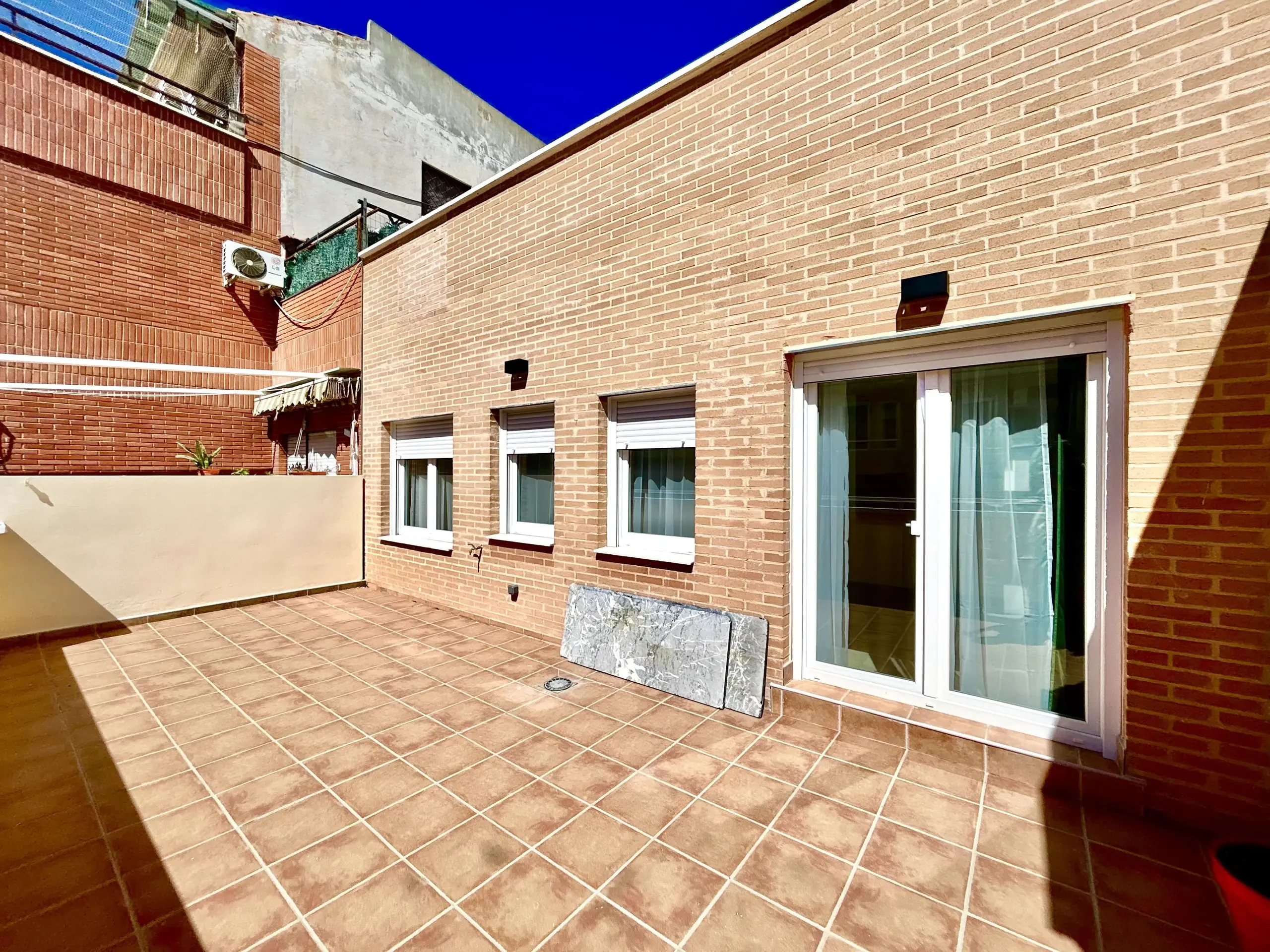 Apartamento no rés-do-chão 1 qto. em Alicante (Alacant) 3